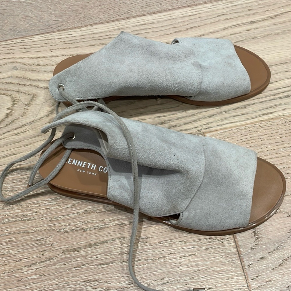 Kenneth Cole sandals